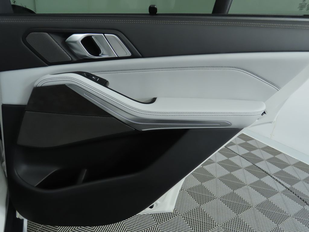 Thumbnail: 2026 BMW X5 - 28