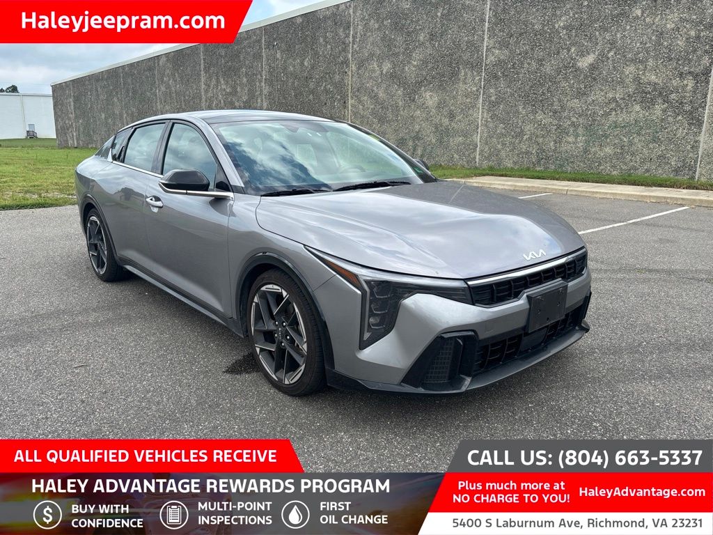Steel Gray 2025 Kia K4 Sedan Front-Wheel Drive Continuously Variable Transmission