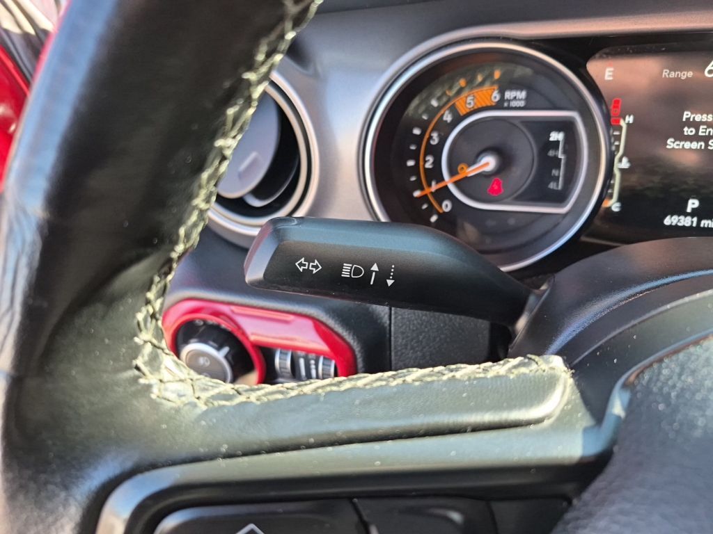 Used Car 2021 Jeep Gladiator  Willys For Sale Under $30,000 In Austin, Texas