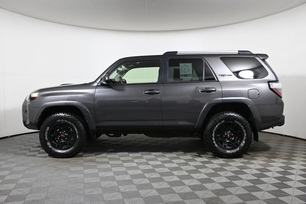 Thumbnail: 2016 Toyota 4Runner - 2