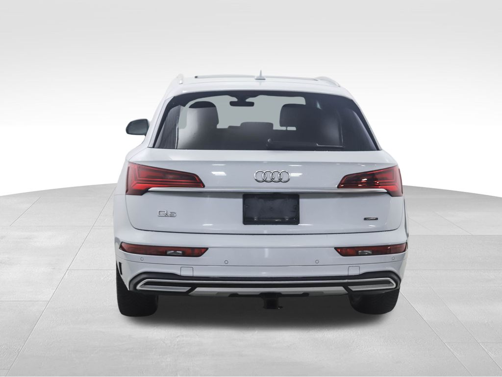 Thumbnail: 2021 Audi Q5 - 4