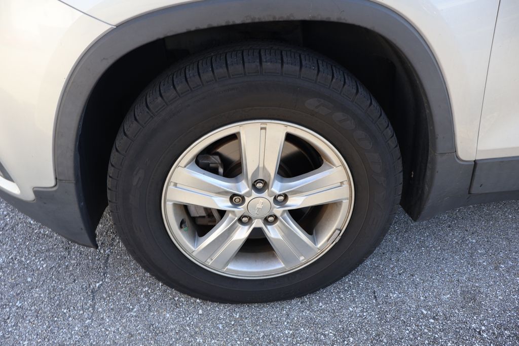 Thumbnail: 2019 Chevrolet Trax - 4