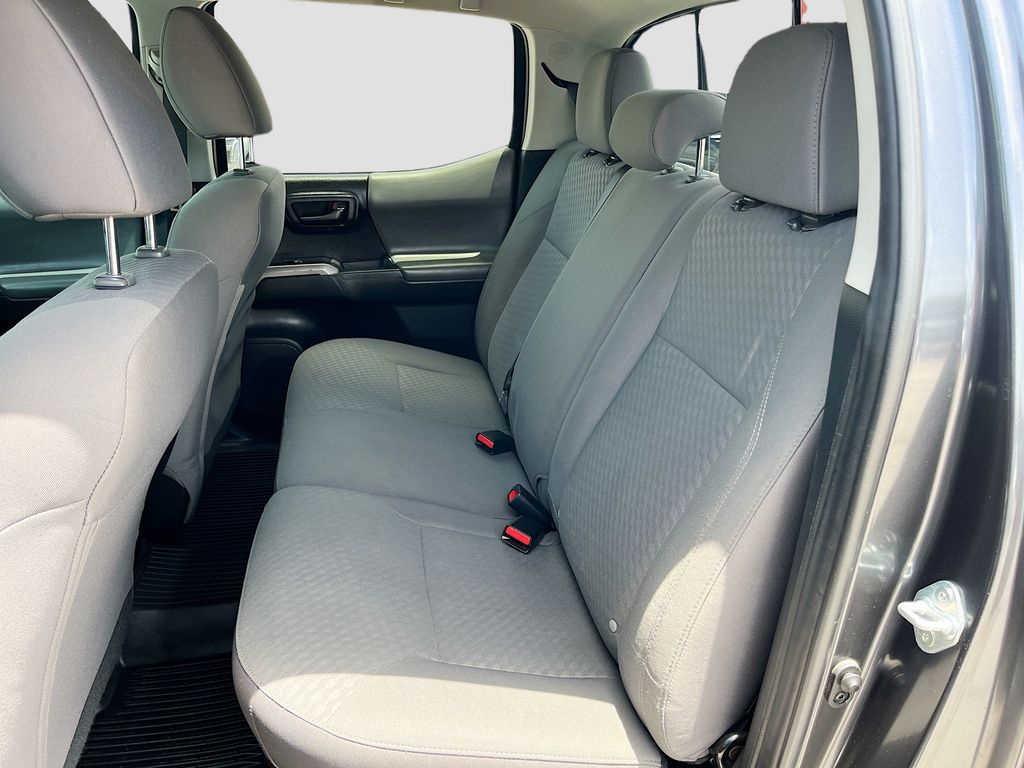 Used 2022 Gray Toyota SR5 image 22