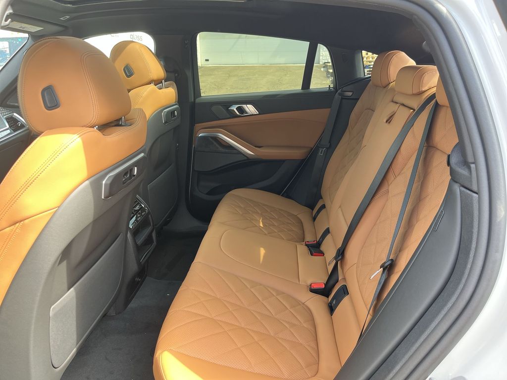 Thumbnail: 2026 BMW X6 - 23