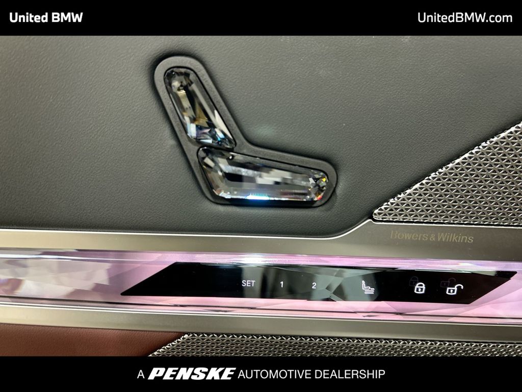 2025 BMW 7 Series 760i xDrive 12