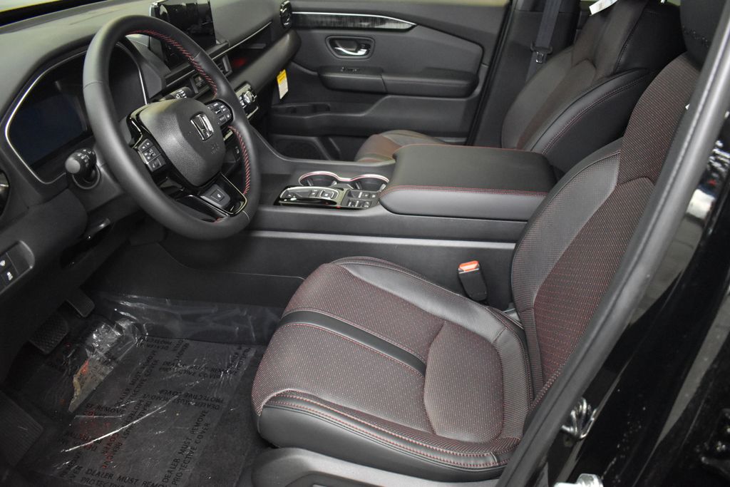 Thumbnail: 2025 Honda Pilot - 21