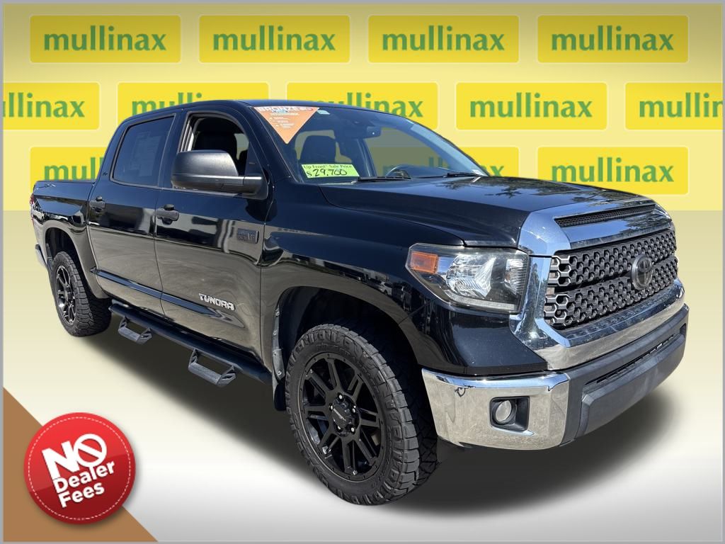 2020 Toyota Tundra SR5's photo