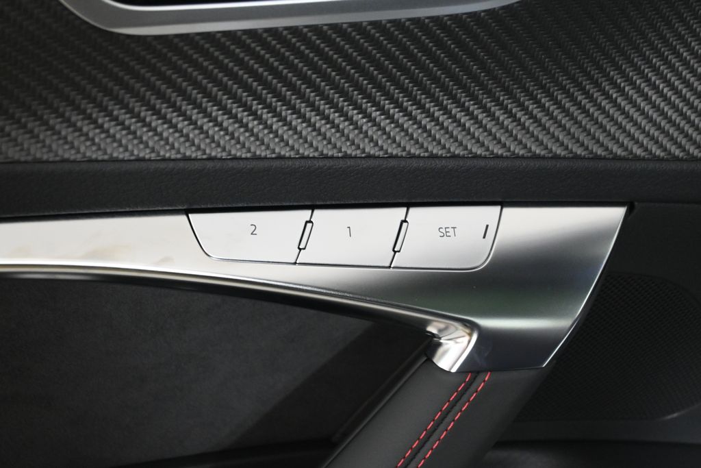 Thumbnail: 2026 Audi RS 7 - 24
