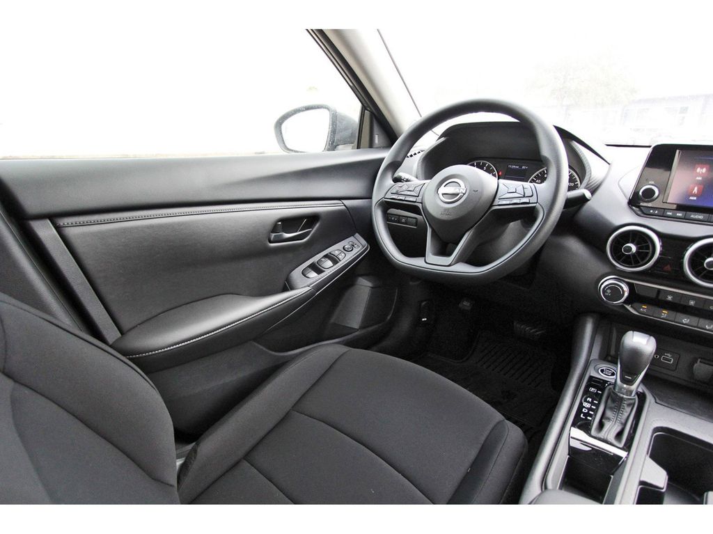 2025 Nissan Sentra S - 5