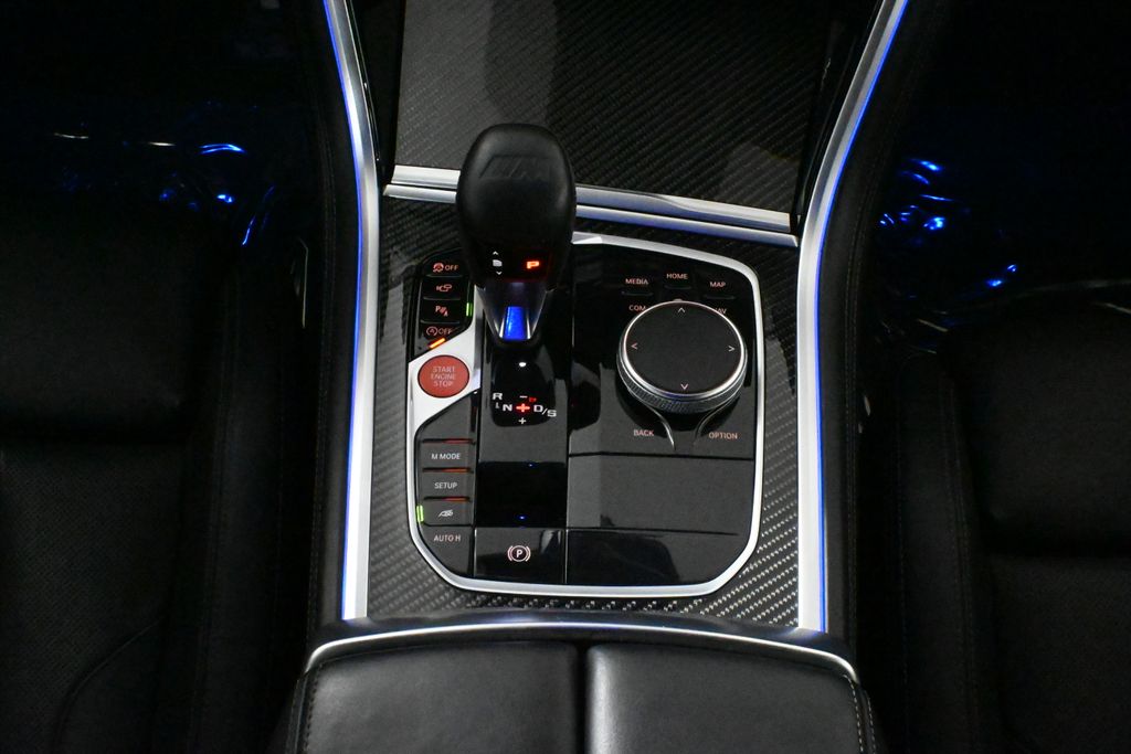 Thumbnail: 2023 BMW M8 - 23