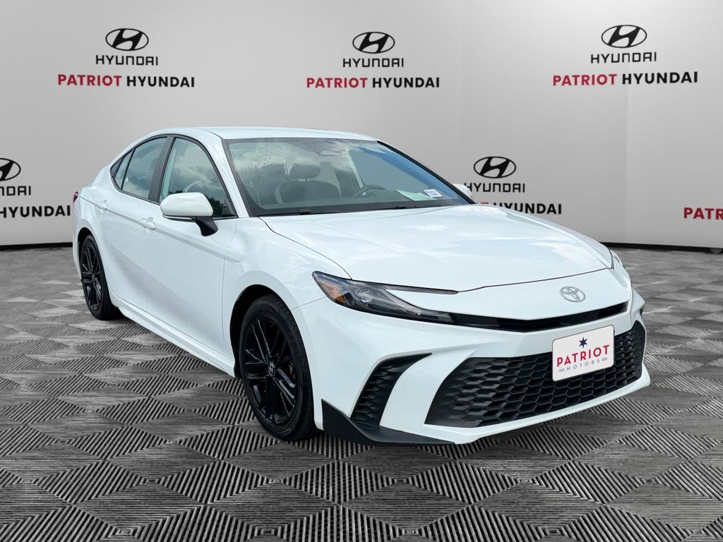 White 2025 Toyota Camry Sedan Front-Wheel Drive Continuously Variable Transmission