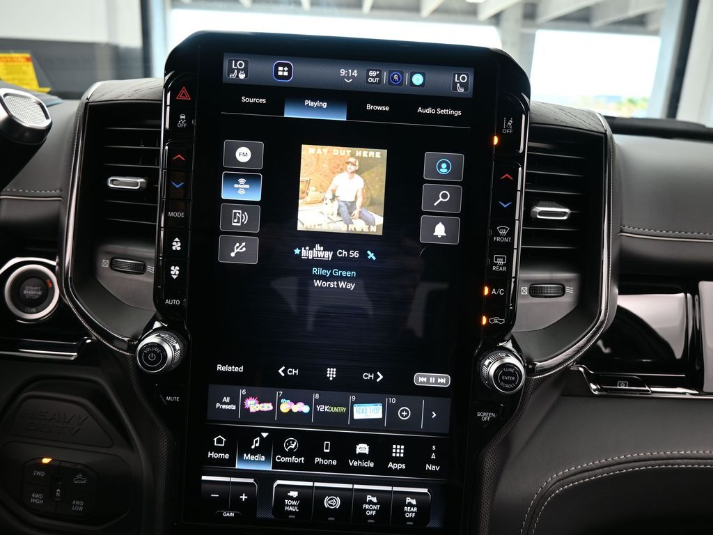 Used 2026 Ceramic Gray Clearcoat Ram Limited image 31