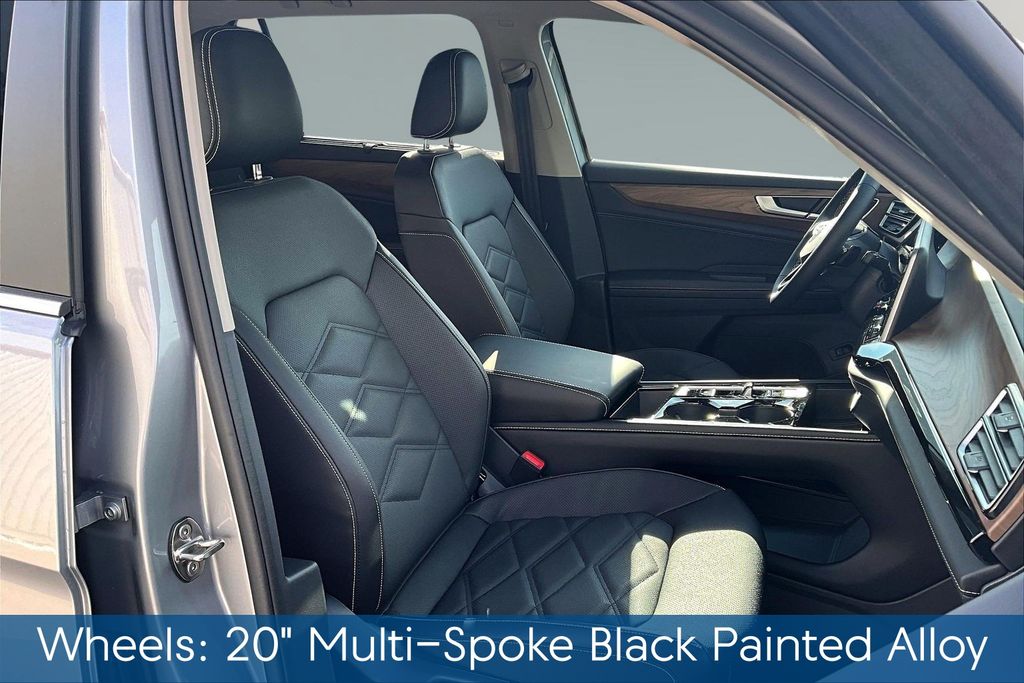 New 2026 Silver Volkswagen 2.0T SE w/Technology image 11