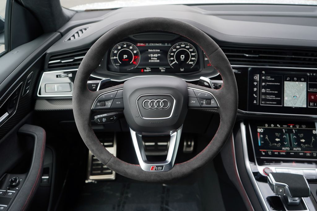 Thumbnail: 2026 Audi RS Q8 - 9