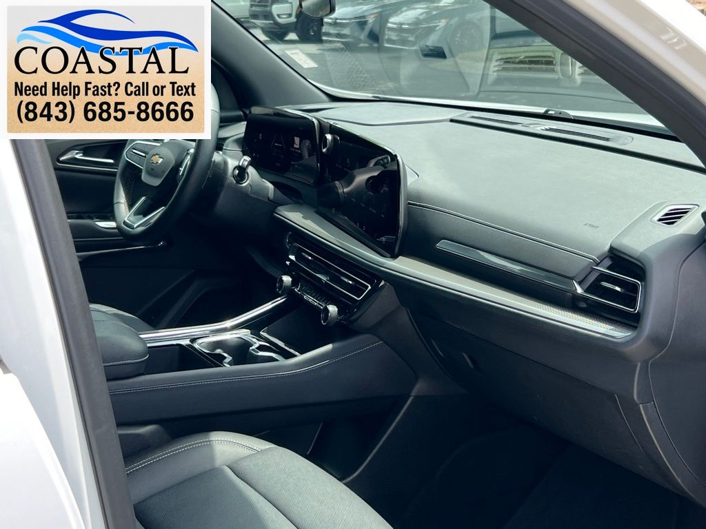 2025 Chevrolet Traverse LT White at Bob Mills Chevrolet