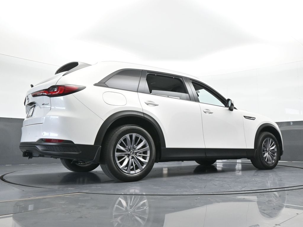 Used 2025 Rhodium White Premium Mazda Preferred image 60