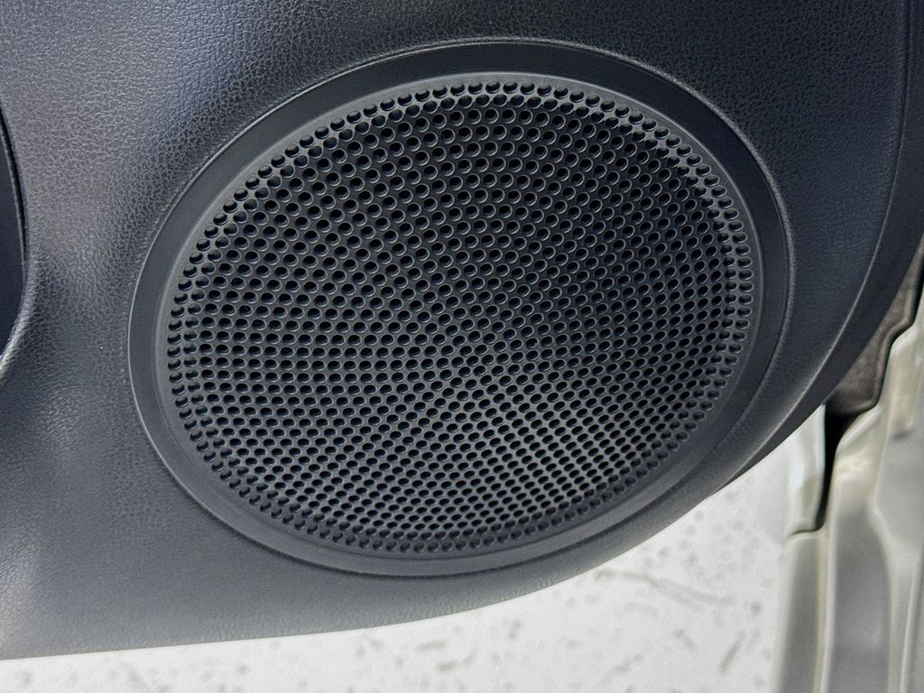 Used Car 2017 Nissan Versa  1.6 S For Sale Under $10,000 In Austin, Texas