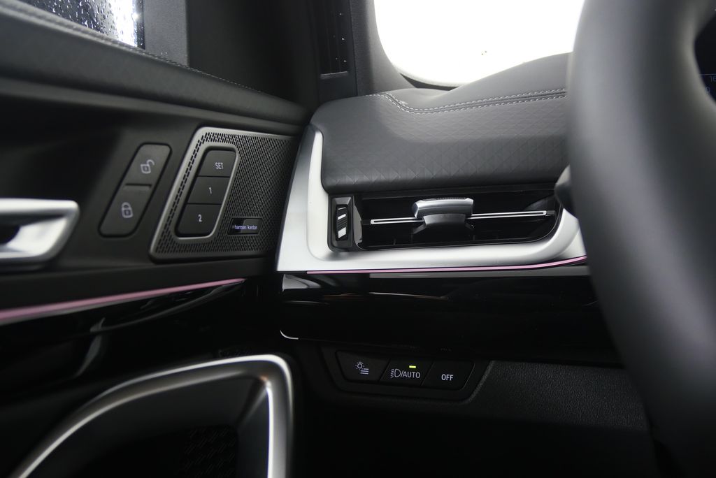 Thumbnail: 2026 BMW X2 - 19