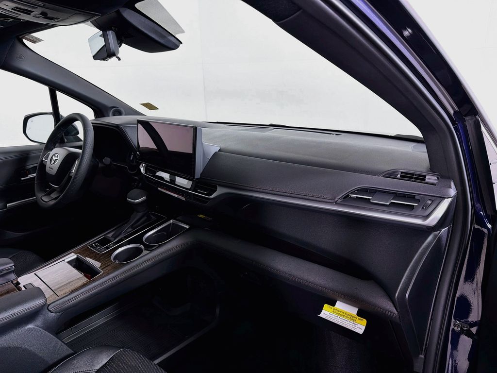 New 2026 Toyota Sienna Van