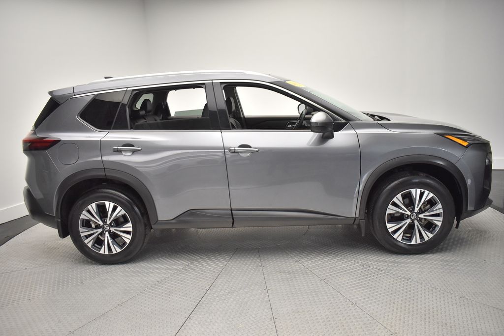 Thumbnail: 2021 Nissan Rogue - 4