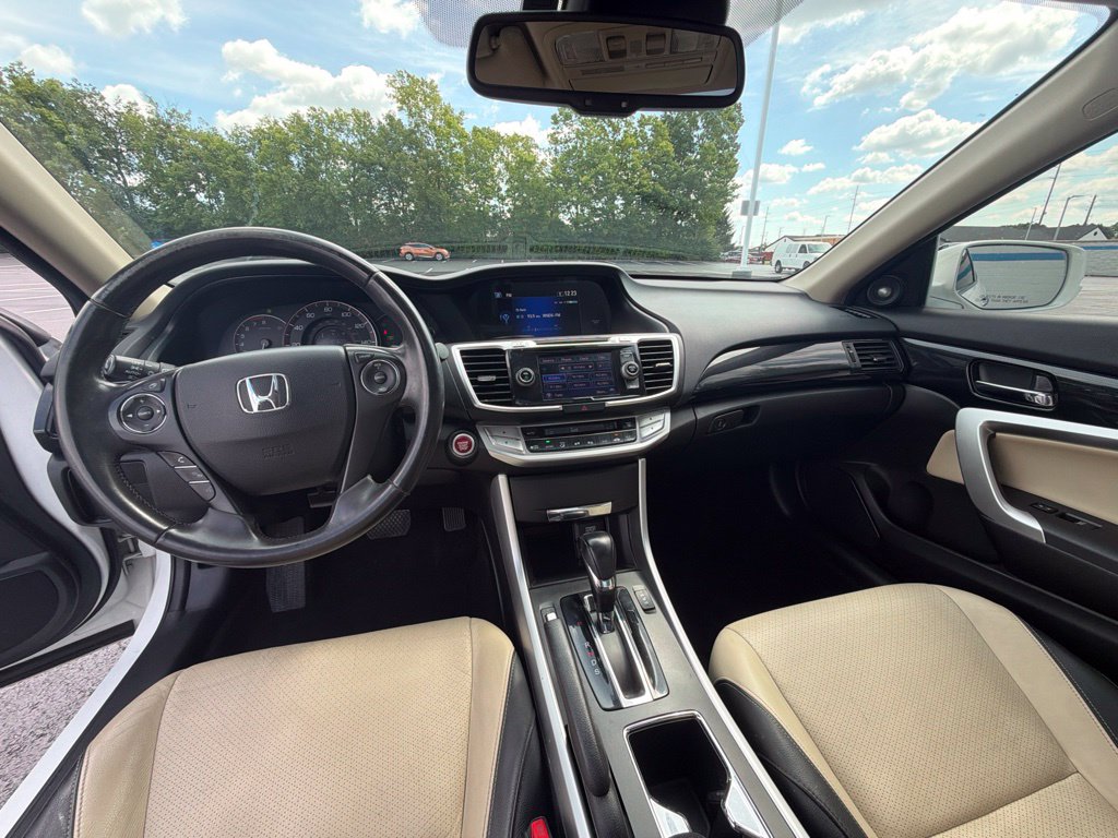 Thumbnail: 2015 Honda Accord - 12