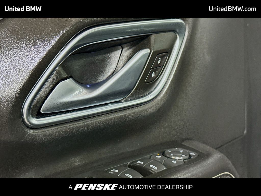 Thumbnail: 2022 GMC Yukon - 3