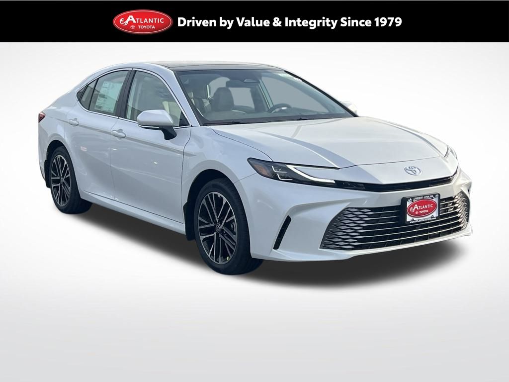 2026 Toyota Camry XLE's photo