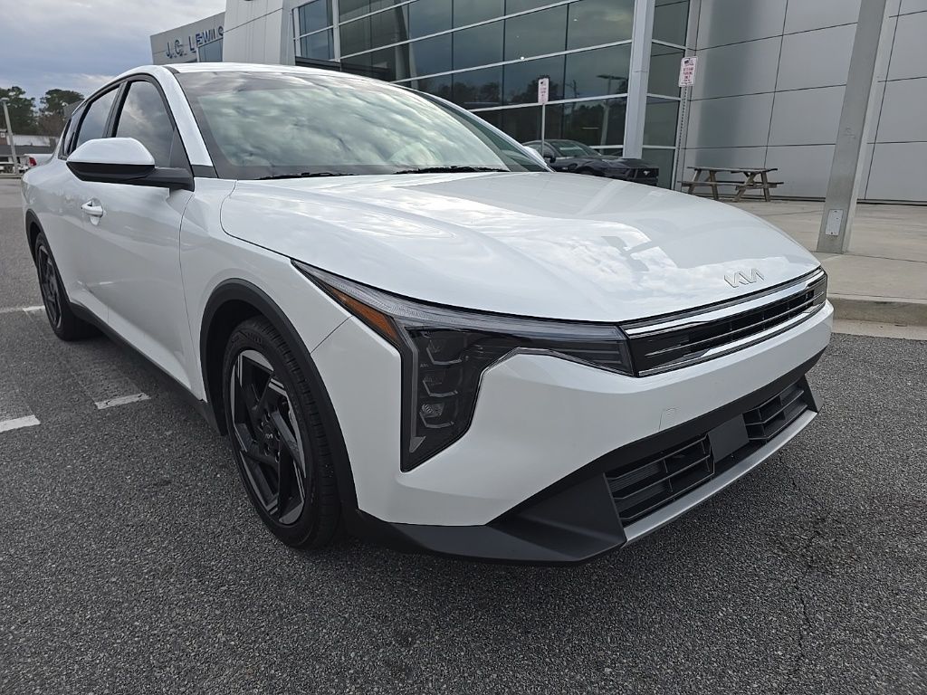 2025 Kia K4 EX