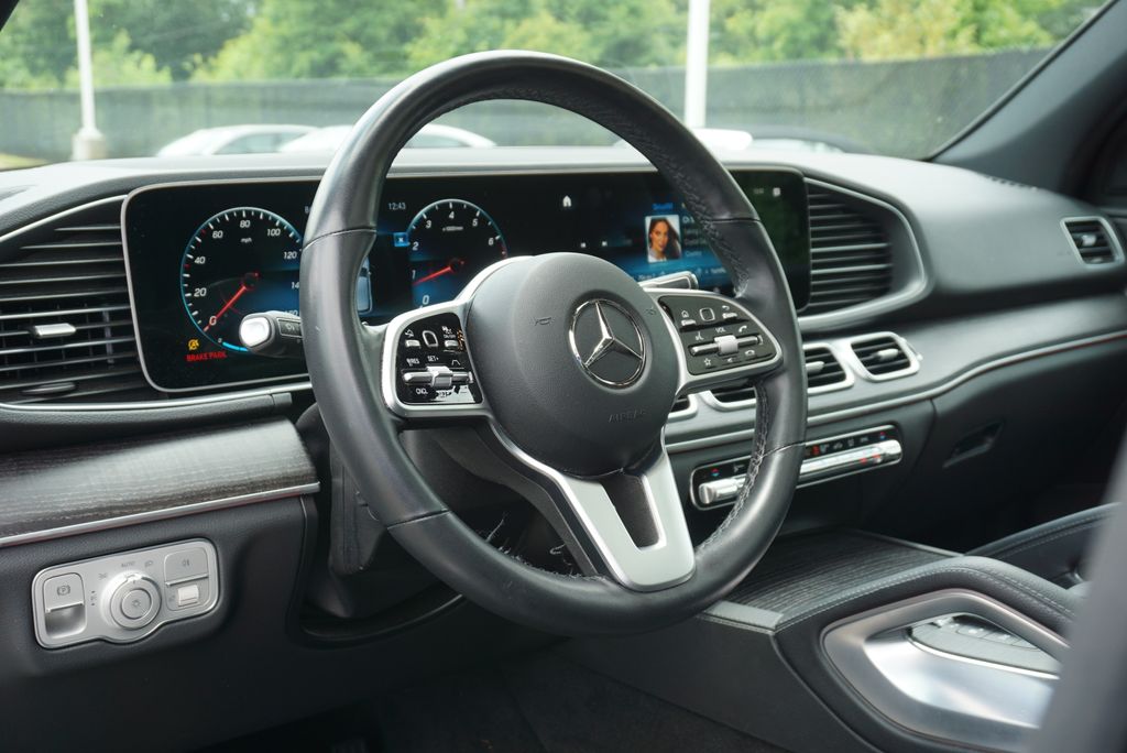 Thumbnail: 2023 Mercedes-Benz GLE - 10