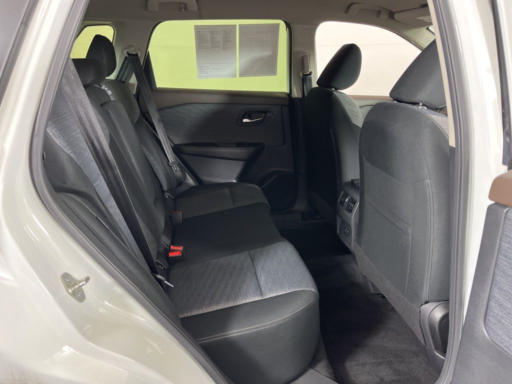 Thumbnail: 2023 Nissan Rogue - 7