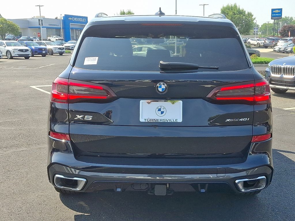 2023 BMW X5 xDrive40i 5