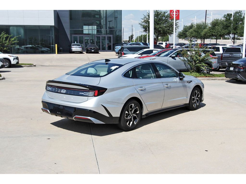 2025 Hyundai Sonata SEL Silver at Baytown Hyundai