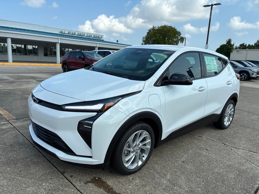2027 Chevrolet Bolt EV LT