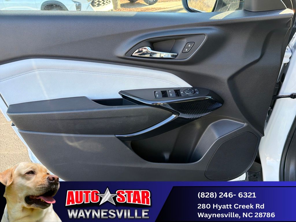 new 2025 Chevrolet Trax car, priced at $24,565