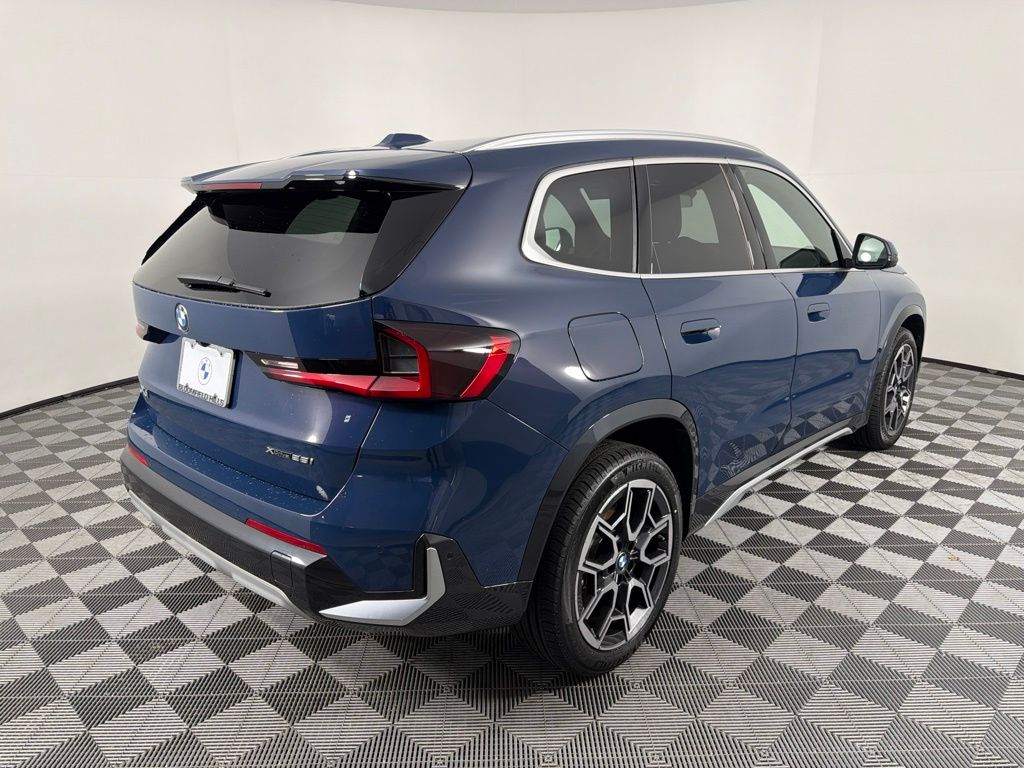 Thumbnail: 2026 BMW X1 - 5