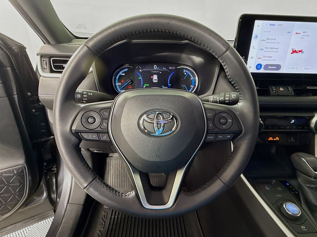 Thumbnail: 2023 Toyota RAV4 - 11