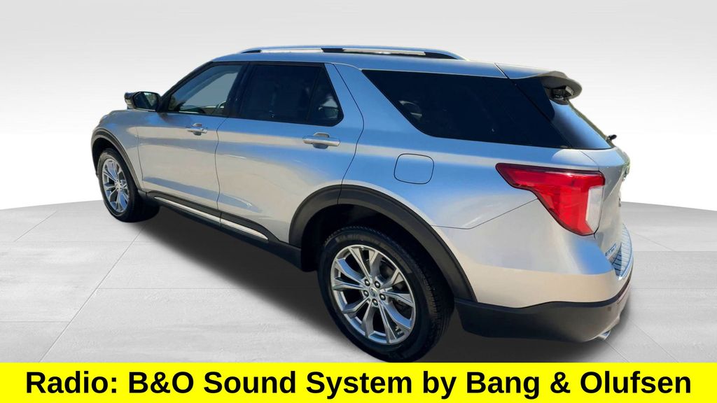 2023 Ford Explorer Limited photo