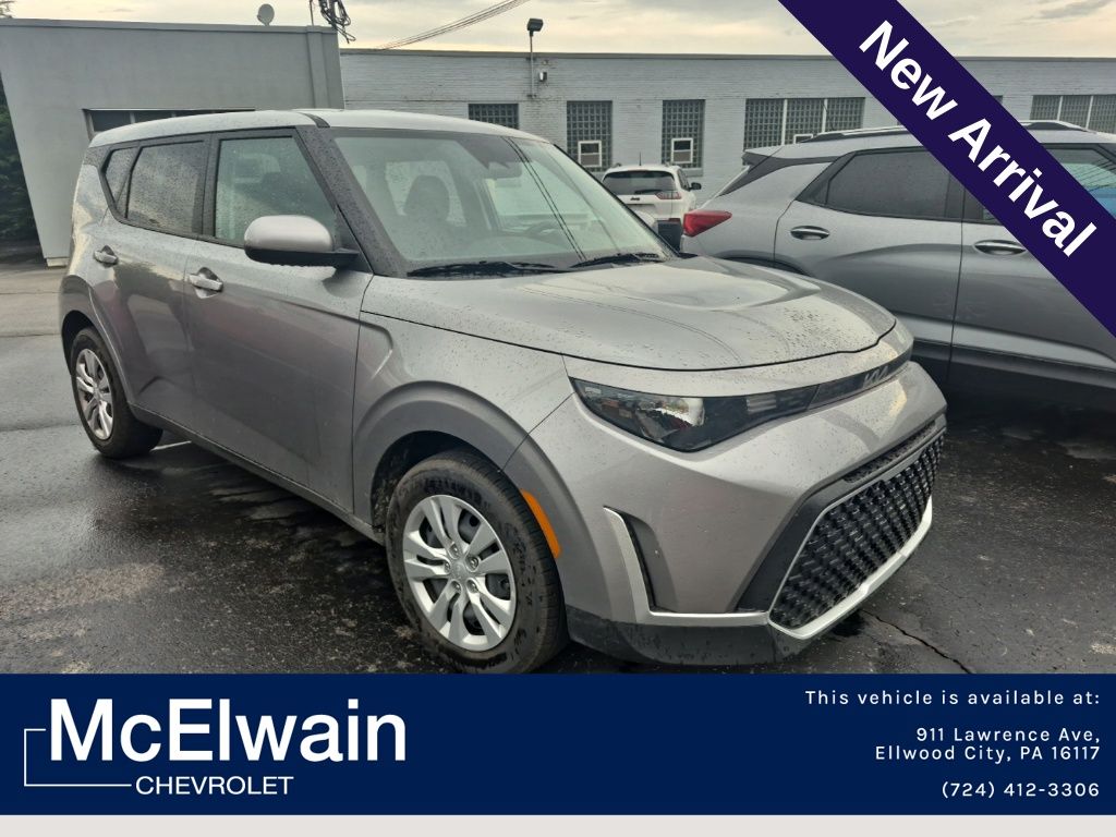 Steel Gray 2025 Kia Soul SUV / Crossover Front-Wheel Drive Continuously Variable Transmission