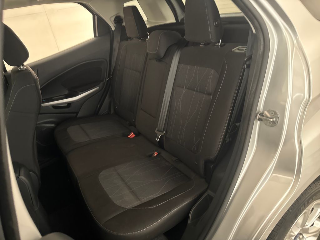 Certified Used 2021 Silver Ford SE image 31