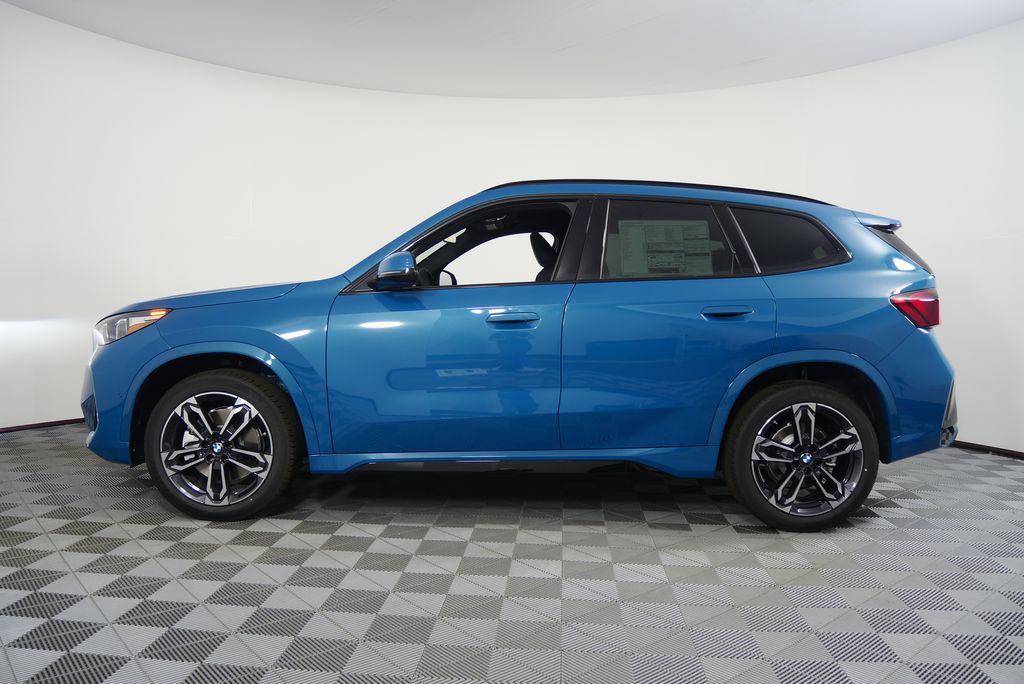 Thumbnail: 2025 BMW X1 - 6
