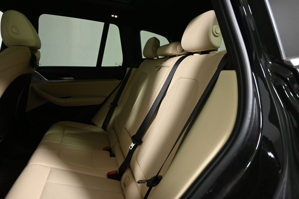 Thumbnail: 2023 BMW X3 - 6