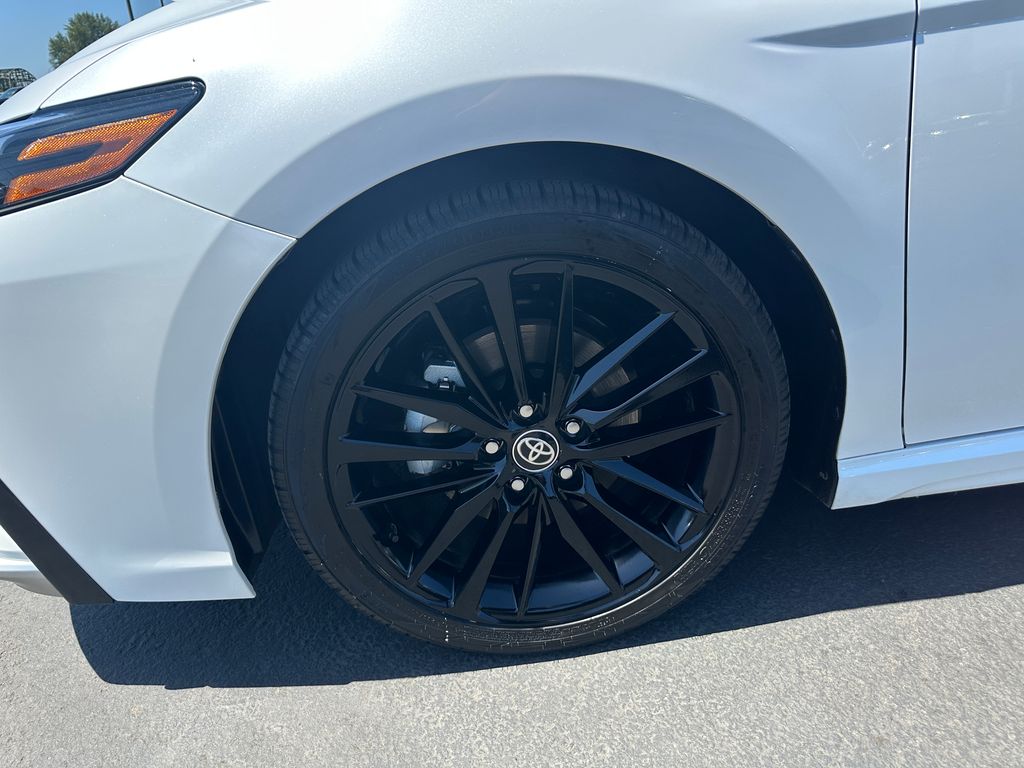 2023 Toyota Camry Hybrid XSE