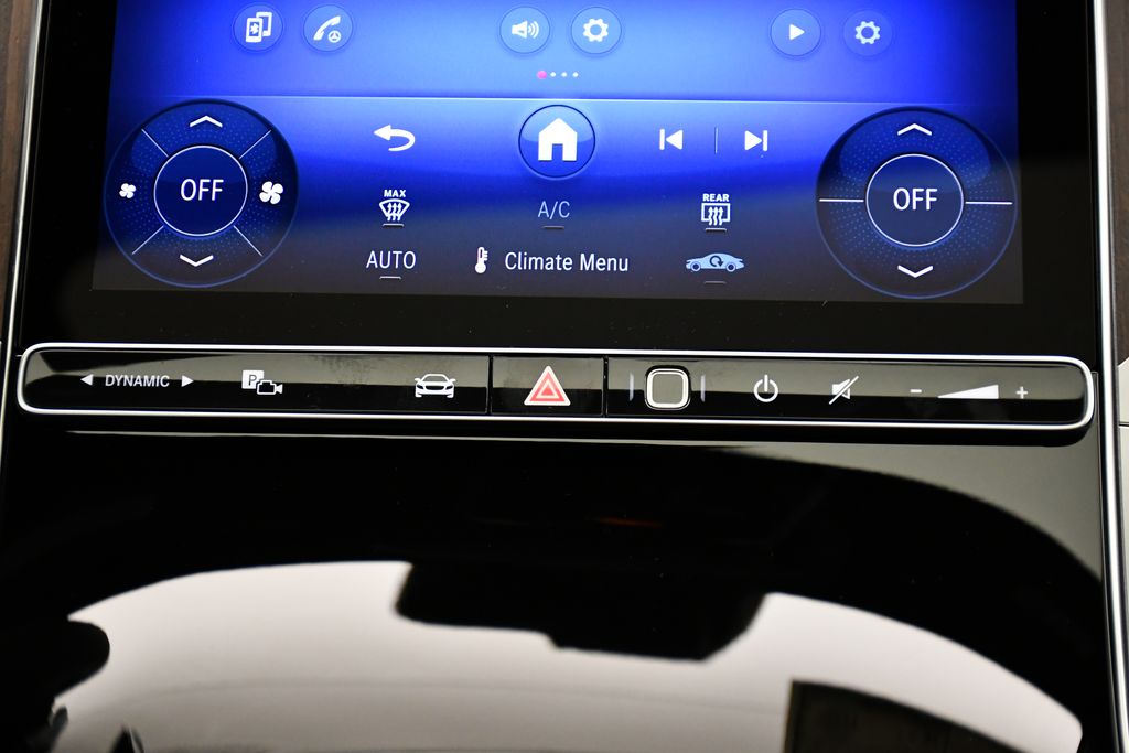 Thumbnail: 2026 Mercedes-Benz GLC - 29