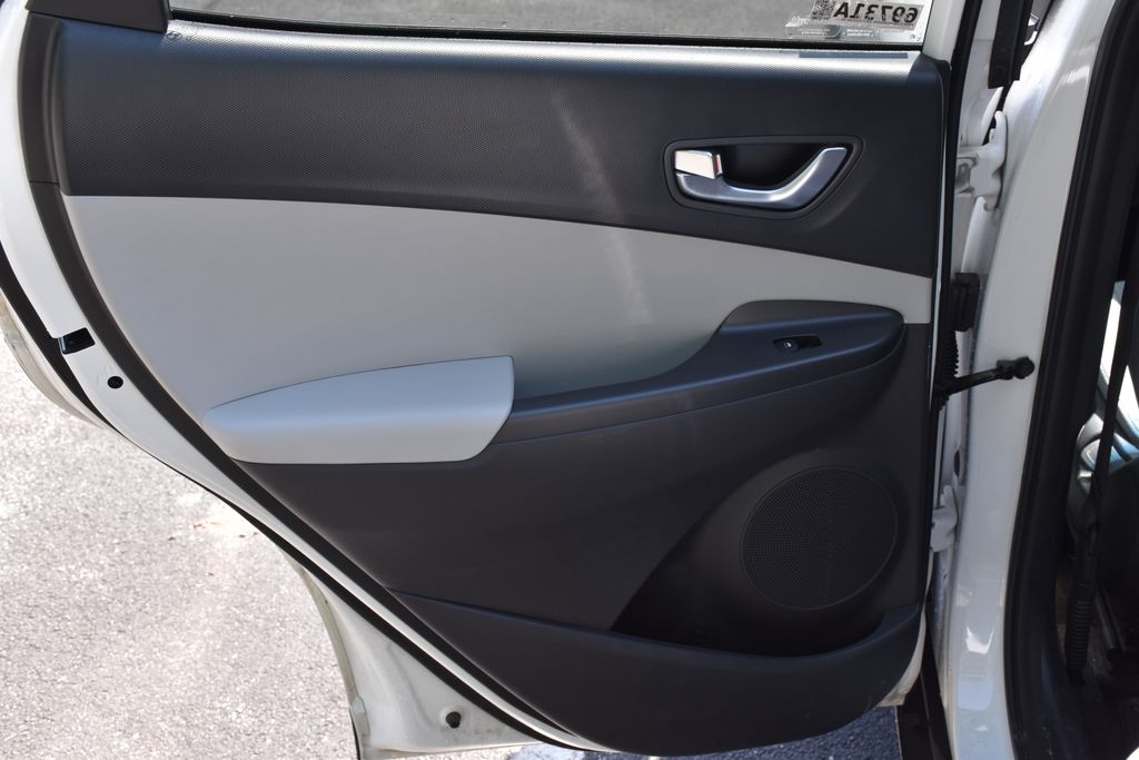 Thumbnail: 2022 Hyundai Kona - 22
