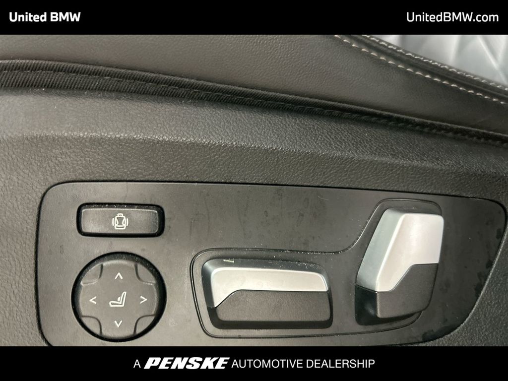 Thumbnail: 2023 BMW X5 - 12