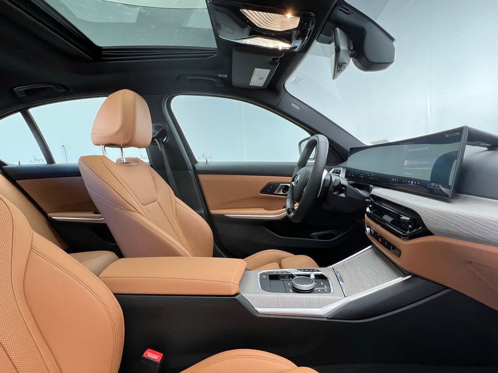 Thumbnail: 2025 BMW 3 Series - 6