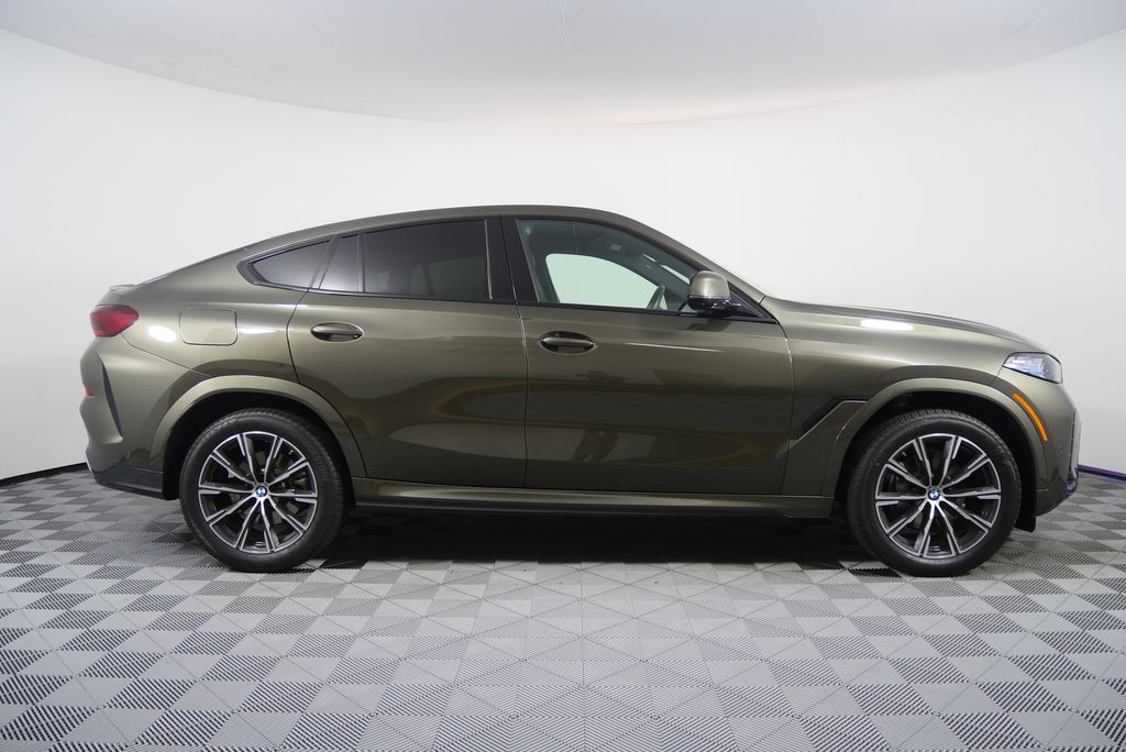 Thumbnail: 2025 BMW X6 - 2