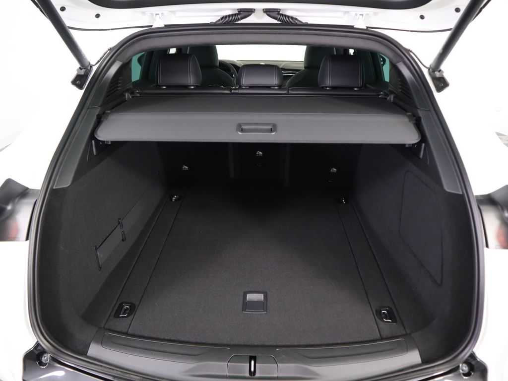 Thumbnail: 2025 Maserati Grecale - 27