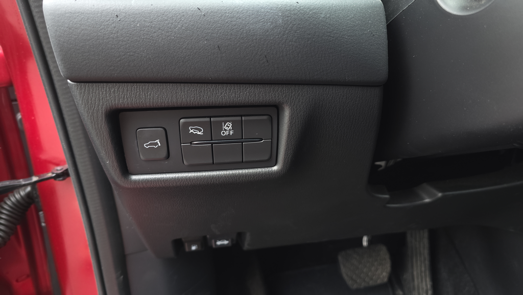 2023 Mazda CX-5 2.5 S Preferred Package Red at Sutliff Volkswagen