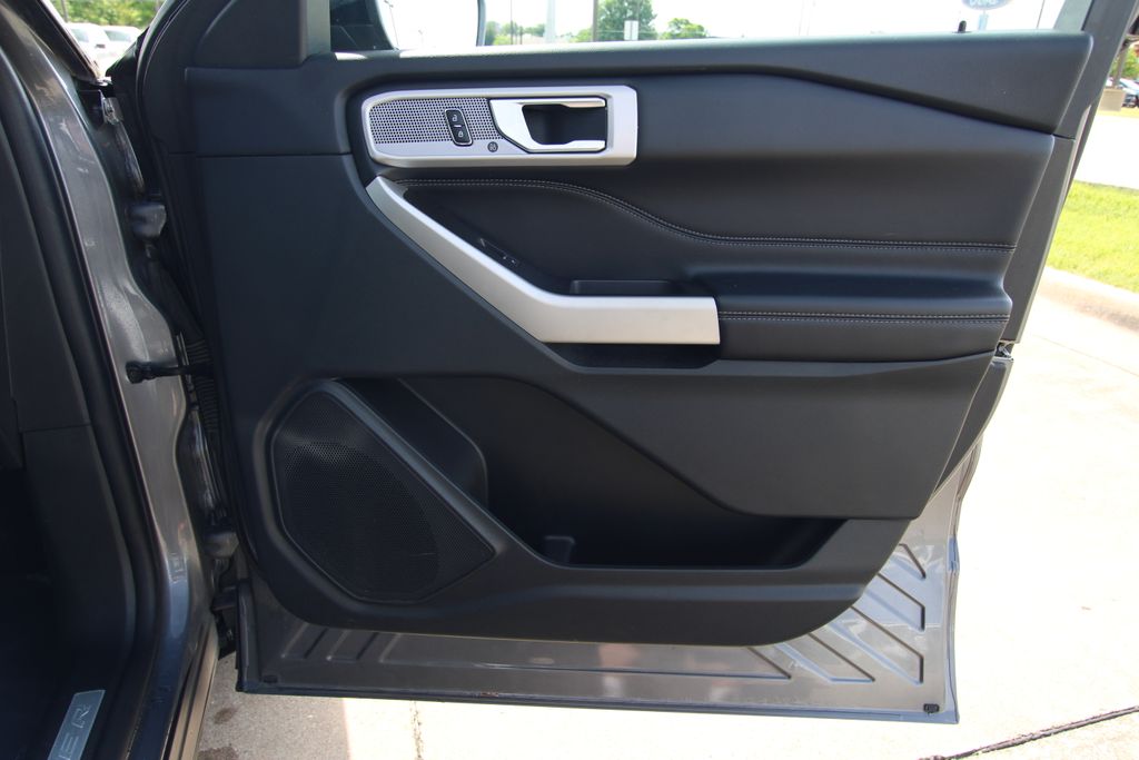 Used 2022 Ford Explorer SUV